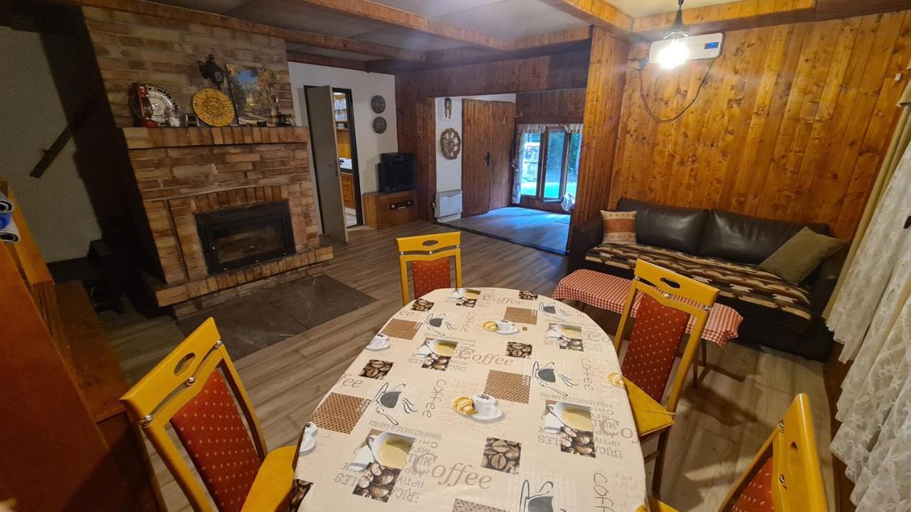 Slovak Cottage Near Bratislava In The Heart Of The Carpathians Modra Exteriér fotografie
