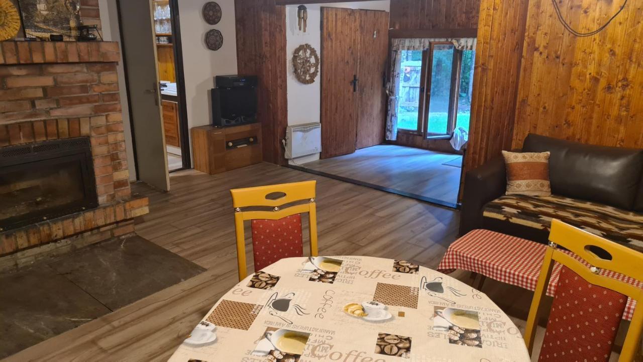 Slovak Cottage Near Bratislava In The Heart Of The Carpathians Modra Exteriér fotografie